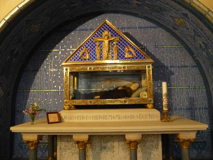 Châsse de Ste. Jeanne-Élisabeth