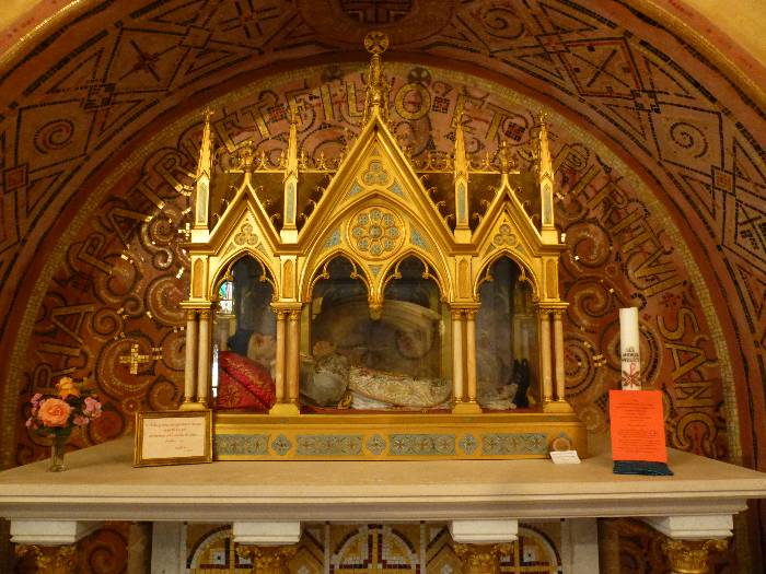 Châsse de St. André-Hubert Fournet